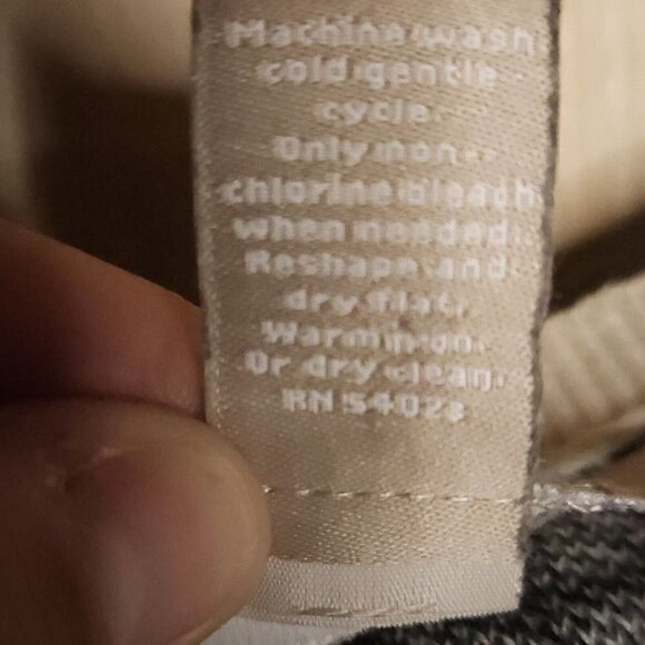 Banana Republic Petite Black White Peplum Sweater Small - Picture 5 of 5